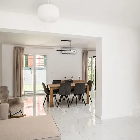 Althaia Three-bedroom Maisonette By Konnect Διαμέρισμα *