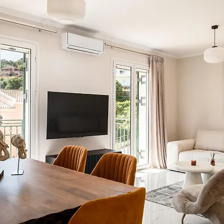 Διαμέρισμα Althaia Three-bedroom Maisonette By Konnect *