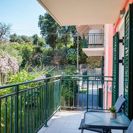 Διαμέρισμα Althaia Three-bedroom Maisonette By Konnect *